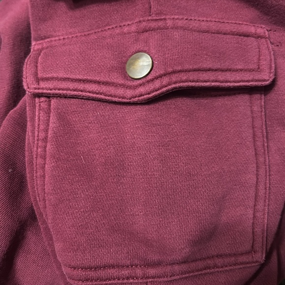 Burgundy fleece joggers size medium petite. W/pockets & 3rd snap pocket left leg - Picture 4 of 4